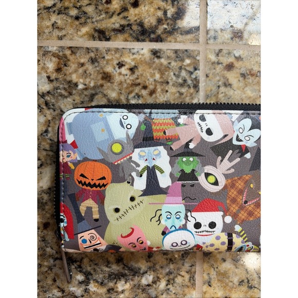 Loungefly Disney Tim Burton Nightmare Before Christmas Zip Around Card Wallet - Picture 6 of 16